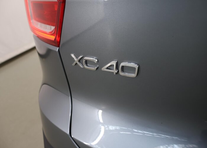 Volvo XC40 2.0 T5 AWD Intro Edition