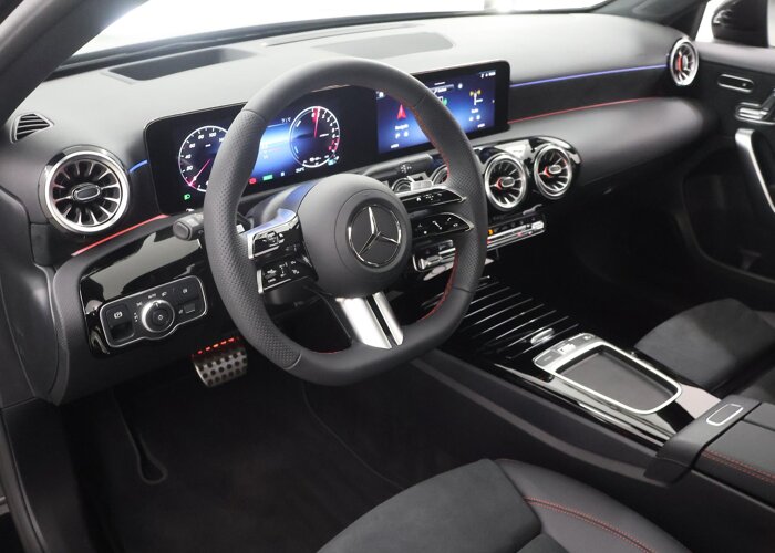 Mercedes-Benz A-Klasse 250e Business Solution AMG