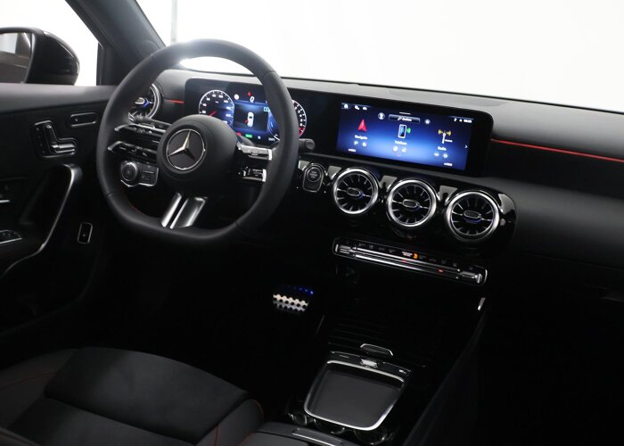 Mercedes-Benz A-Klasse 250e Business Solution AMG