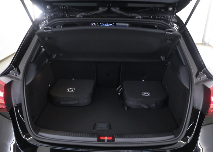 Mercedes-Benz A-Klasse 250e Business Solution AMG