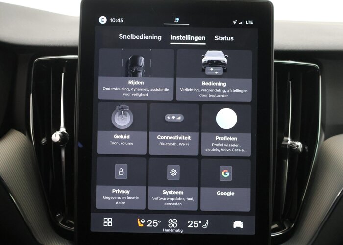 Volvo XC60 2.0 T8 Plug-in hybrid AWD Plus Black Edition