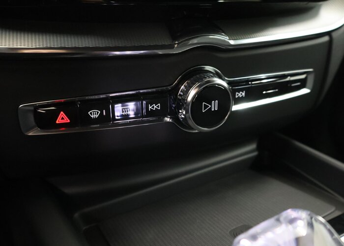 Volvo XC60 2.0 T8 Plug-in hybrid AWD Plus Black Edition