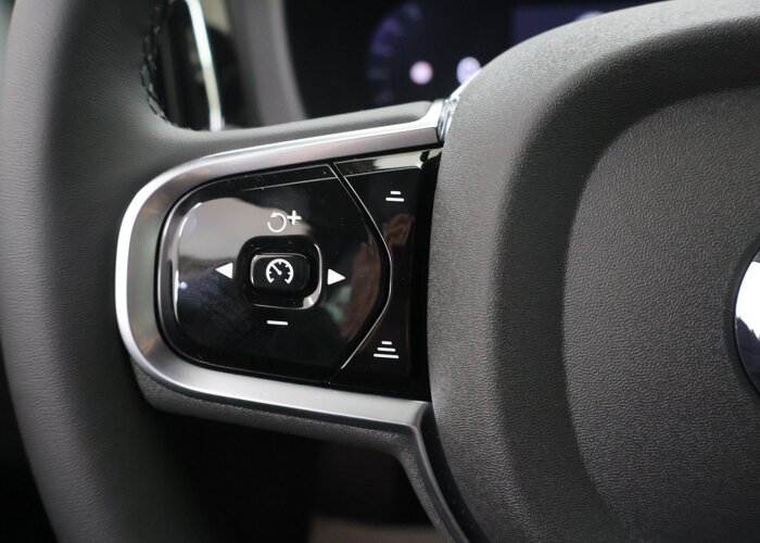 Volvo XC60 2.0 T8 Plug-in hybrid AWD Plus Black Edition