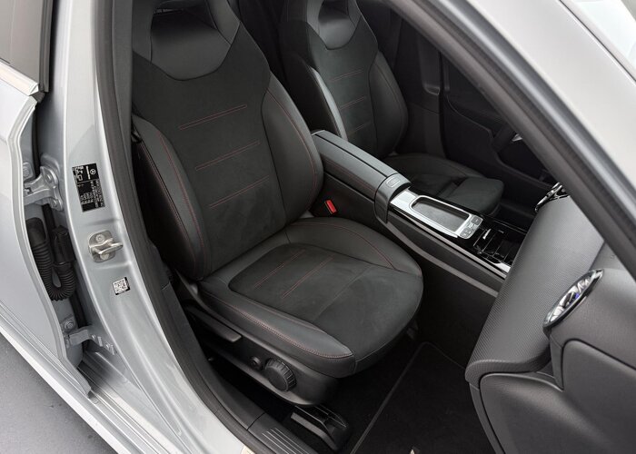 Mercedes-Benz A-Klasse 180 Business Solution AMG