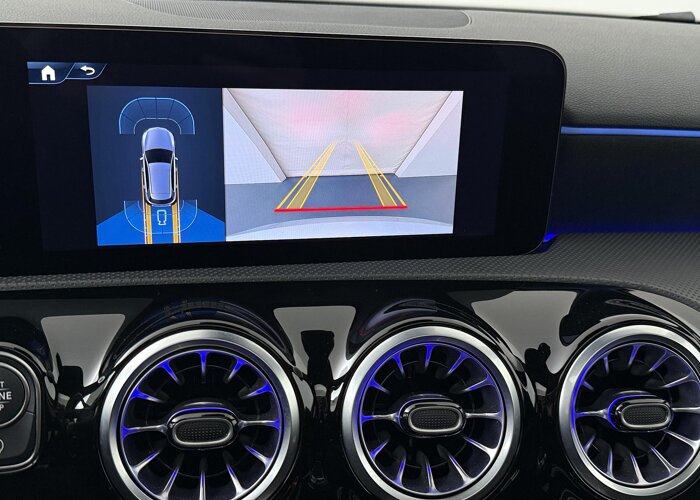 Mercedes-Benz A-Klasse 180 Business Solution AMG