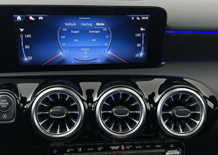 Mercedes-Benz A-Klasse 180 Business Solution AMG