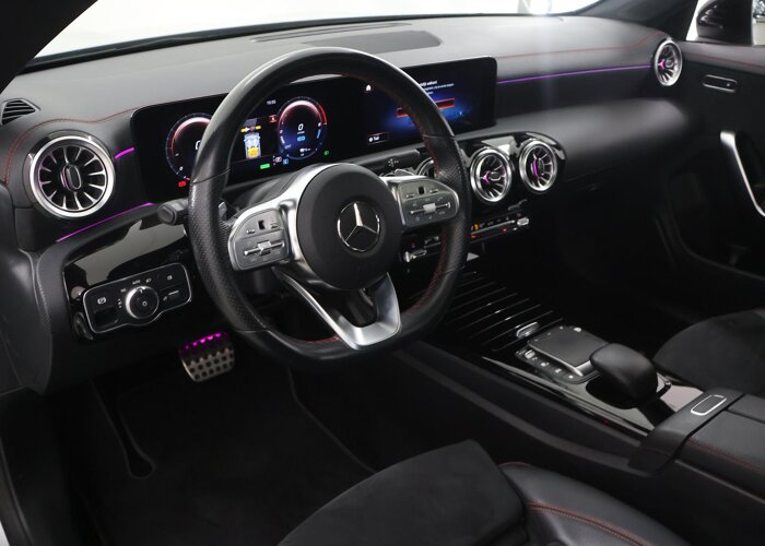 Mercedes-Benz CLA-Klasse 250 e AMG Line
