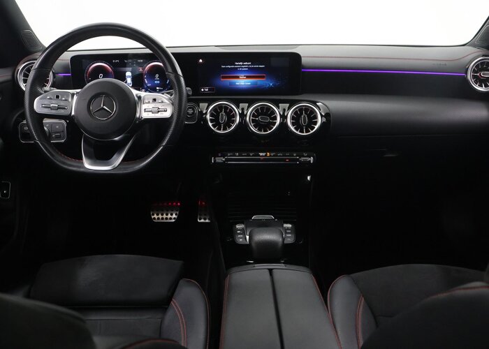 Mercedes-Benz CLA-Klasse 250 e AMG Line