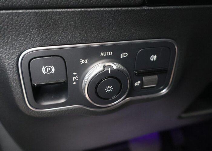Mercedes-Benz B-Klasse 180 Premium Plus