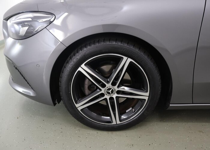 Mercedes-Benz B-Klasse 180 Premium Plus