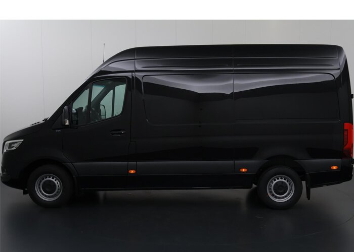Mercedes-Benz Sprinter 319 L2H2 RWD SELECT