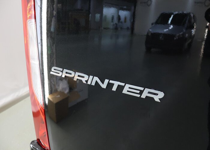 Mercedes-Benz Sprinter 319 L2H2 RWD SELECT