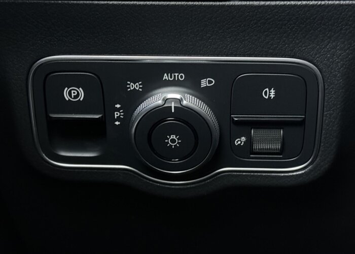 Mercedes-Benz B-Klasse 250e Business Solution AMG
