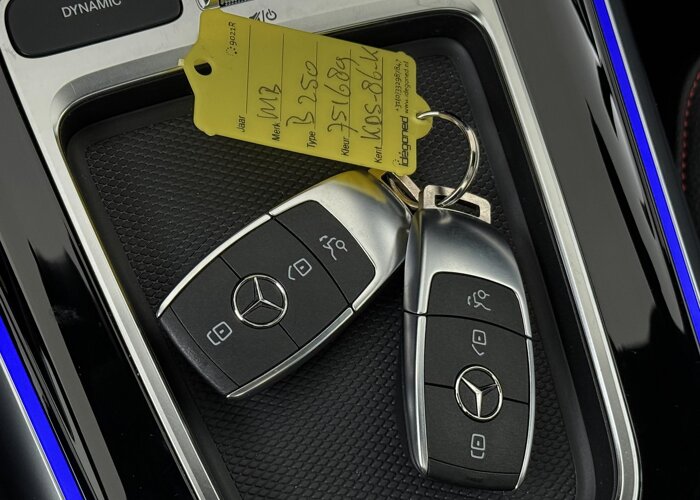 Mercedes-Benz B-Klasse 250e Business Solution AMG