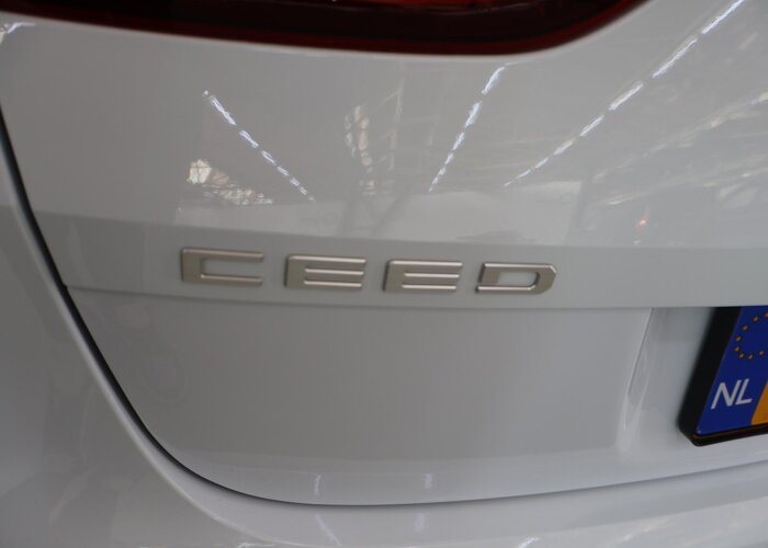 Kia Ceed Sportswagon 1.0 T-GDi Design Edition