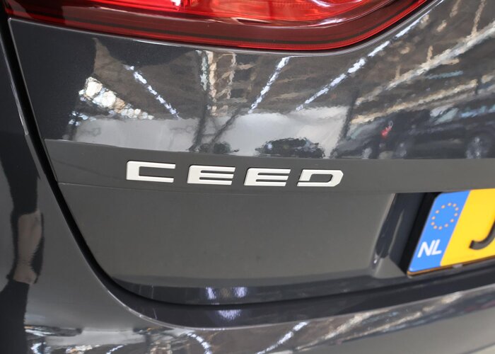 Kia Ceed Sportswagon 1.0 T-GDi Design Edition