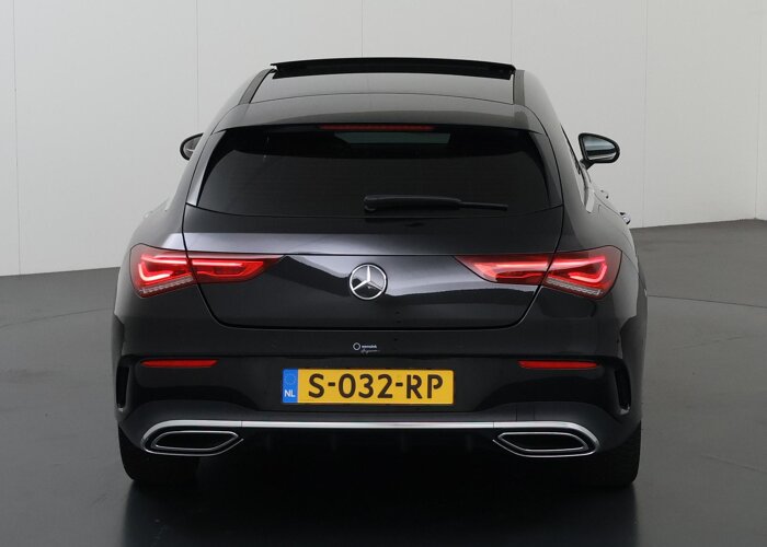 Mercedes-Benz CLA-Klasse Shooting Brake 250 e AMG Line