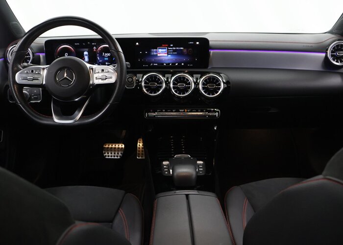 Mercedes-Benz CLA-Klasse Shooting Brake 250 e AMG Line