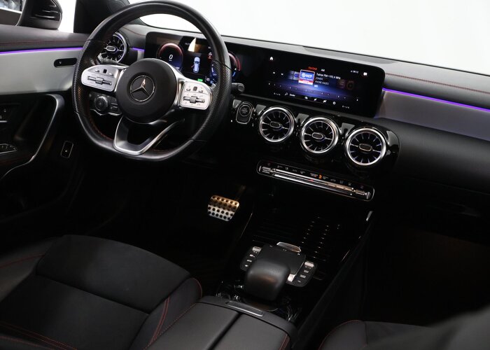 Mercedes-Benz CLA-Klasse Shooting Brake 250 e AMG Line