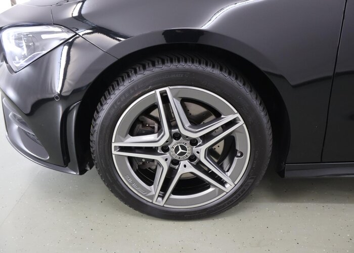 Mercedes-Benz CLA-Klasse Shooting Brake 250 e AMG Line