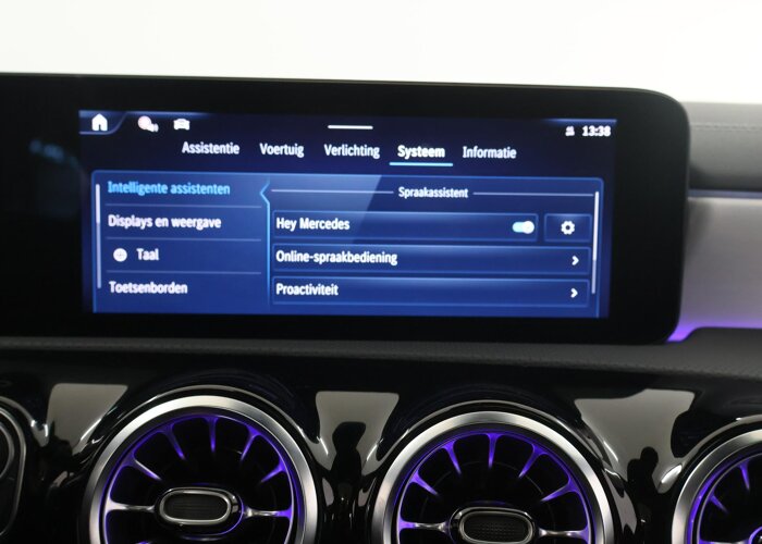 Mercedes-Benz CLA-Klasse 180 Business Solution AMG
