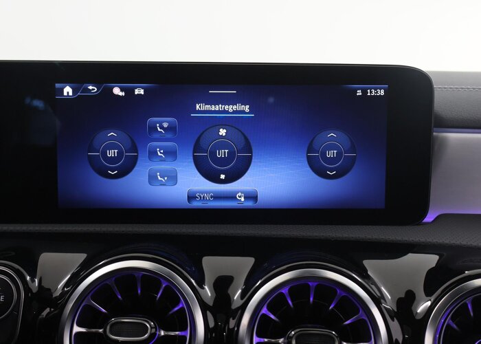 Mercedes-Benz CLA-Klasse 180 Business Solution AMG