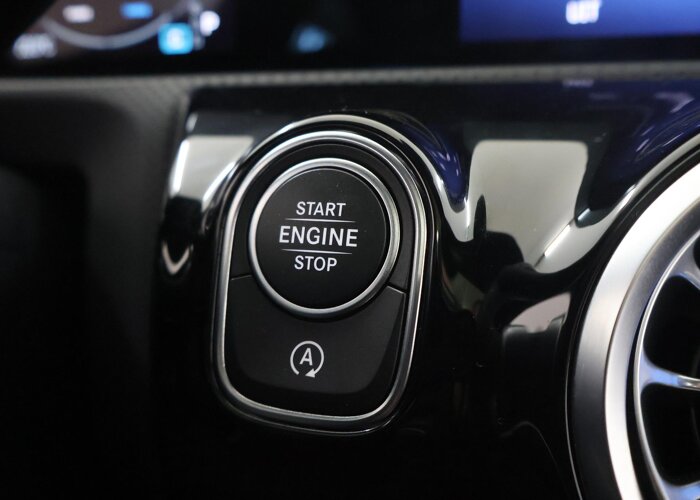 Mercedes-Benz CLA-Klasse 180 Business Solution AMG