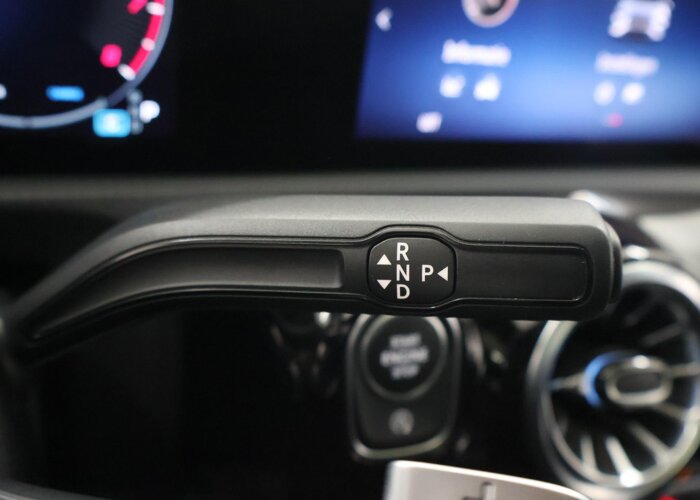 Mercedes-Benz CLA-Klasse 180 Business Solution AMG