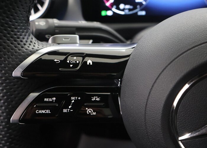 Mercedes-Benz CLA-Klasse 180 Business Solution AMG