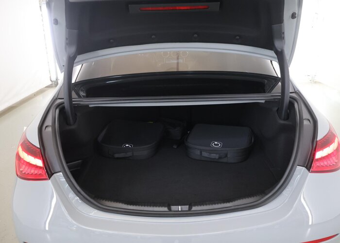 Mercedes-Benz C-Klasse 300e Business Solution AMG