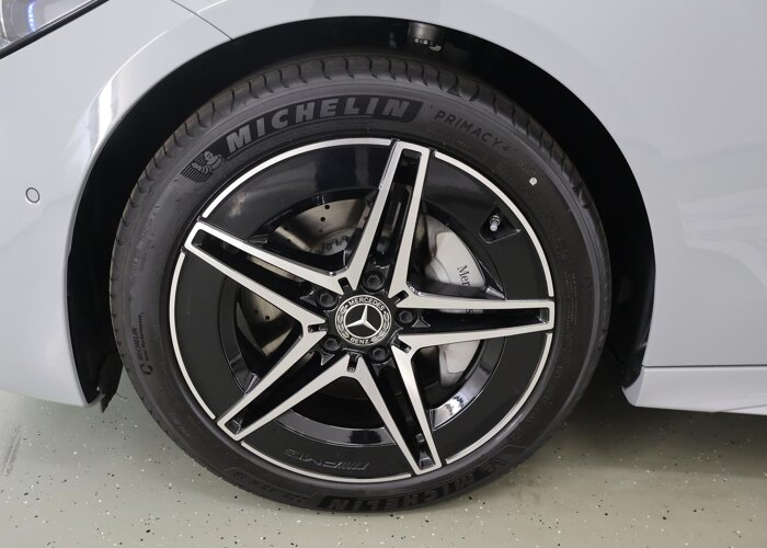 Mercedes-Benz C-Klasse 300e Business Solution AMG