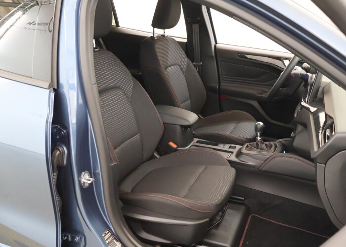 Ford FOCUS Wagon 1.0 EcoBoost Hybrid ST Line X