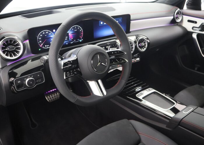 Mercedes-Benz CLA-Klasse Shooting Brake 180 Business Solution AMG