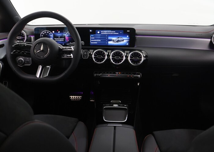 Mercedes-Benz CLA-Klasse Shooting Brake 180 Business Solution AMG