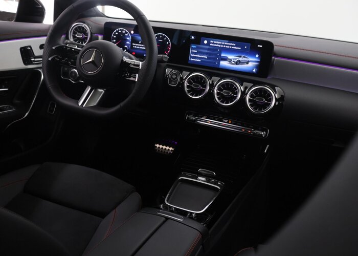 Mercedes-Benz CLA-Klasse Shooting Brake 180 Business Solution AMG