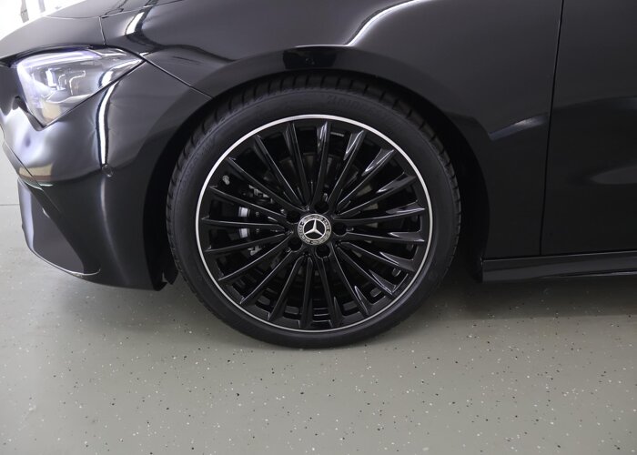 Mercedes-Benz CLA-Klasse Shooting Brake 180 Business Solution AMG