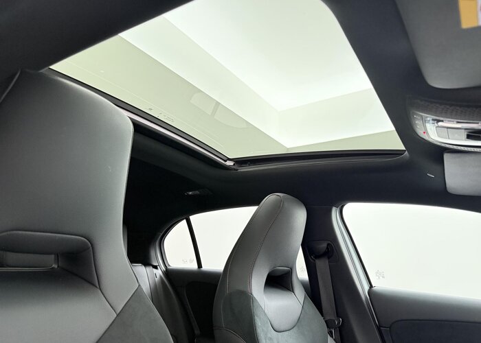 Mercedes-Benz A-Klasse 180 Business Solution AMG