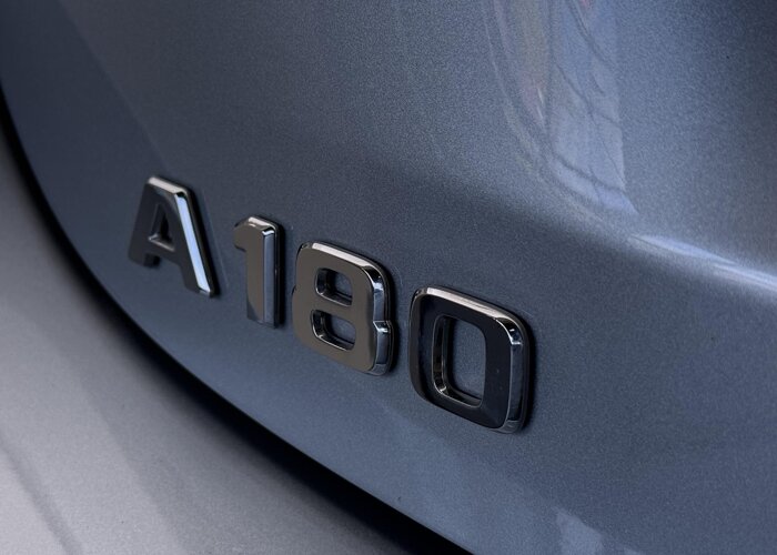 Mercedes-Benz A-Klasse 180 Business Solution AMG