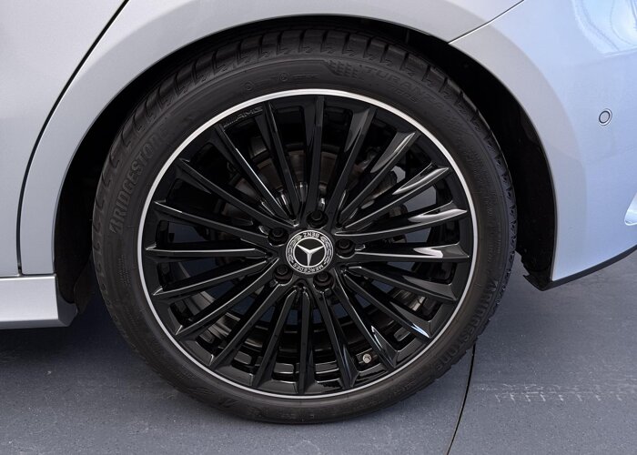 Mercedes-Benz A-Klasse 180 Business Solution AMG
