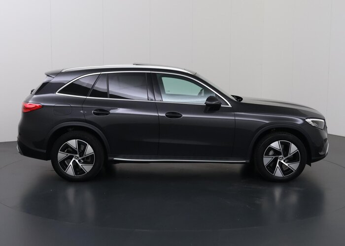 Mercedes-Benz GLC 300e 4MATIC Luxury Line