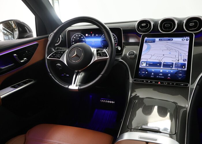 Mercedes-Benz GLC 300e 4MATIC Luxury Line