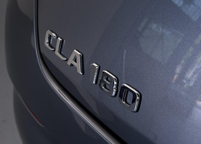 Mercedes-Benz CLA-Klasse 180 Business Solution AMG