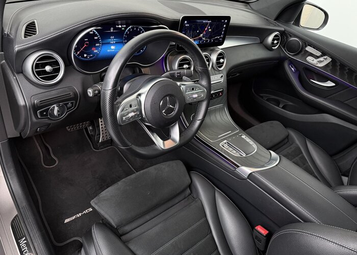 Mercedes-Benz GLC 300e 4MATIC AMG Line