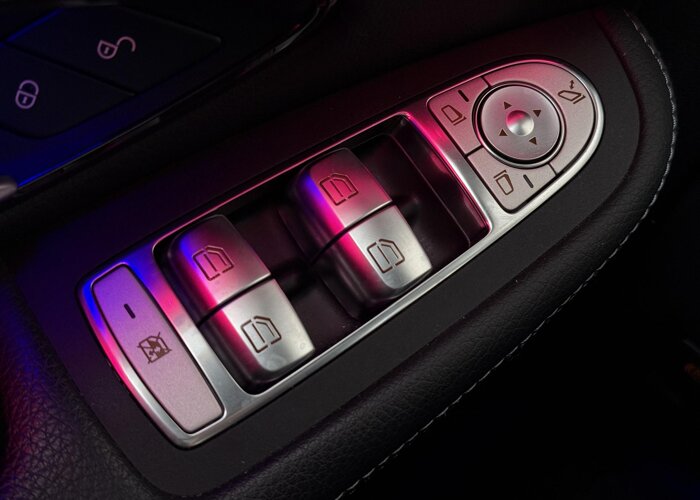Mercedes-Benz GLC 300e 4MATIC AMG Line