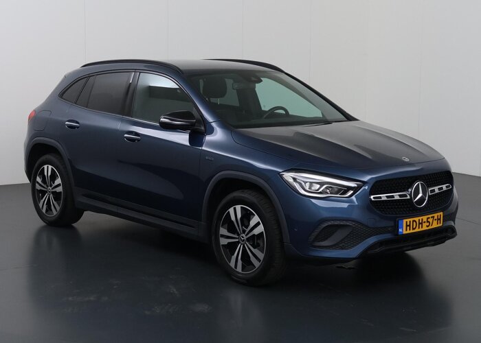 Mercedes-Benz GLA 250 e AMG Line