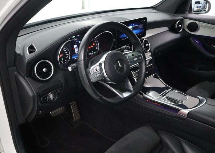 Mercedes-Benz GLC 200 4MATIC Business Solution AMG