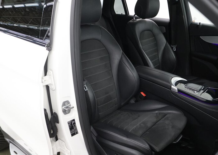 Mercedes-Benz GLC 200 4MATIC Business Solution AMG
