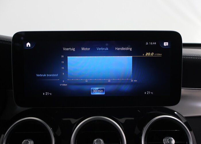 Mercedes-Benz GLC 200 4MATIC Business Solution AMG