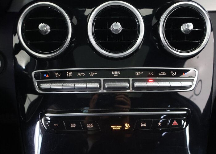 Mercedes-Benz GLC 200 4MATIC Business Solution AMG