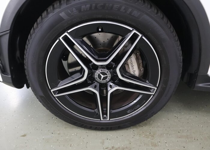 Mercedes-Benz GLC 200 4MATIC Business Solution AMG